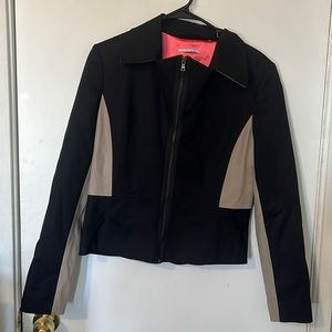 Tahari blazer size 12. Very pretty blazer
